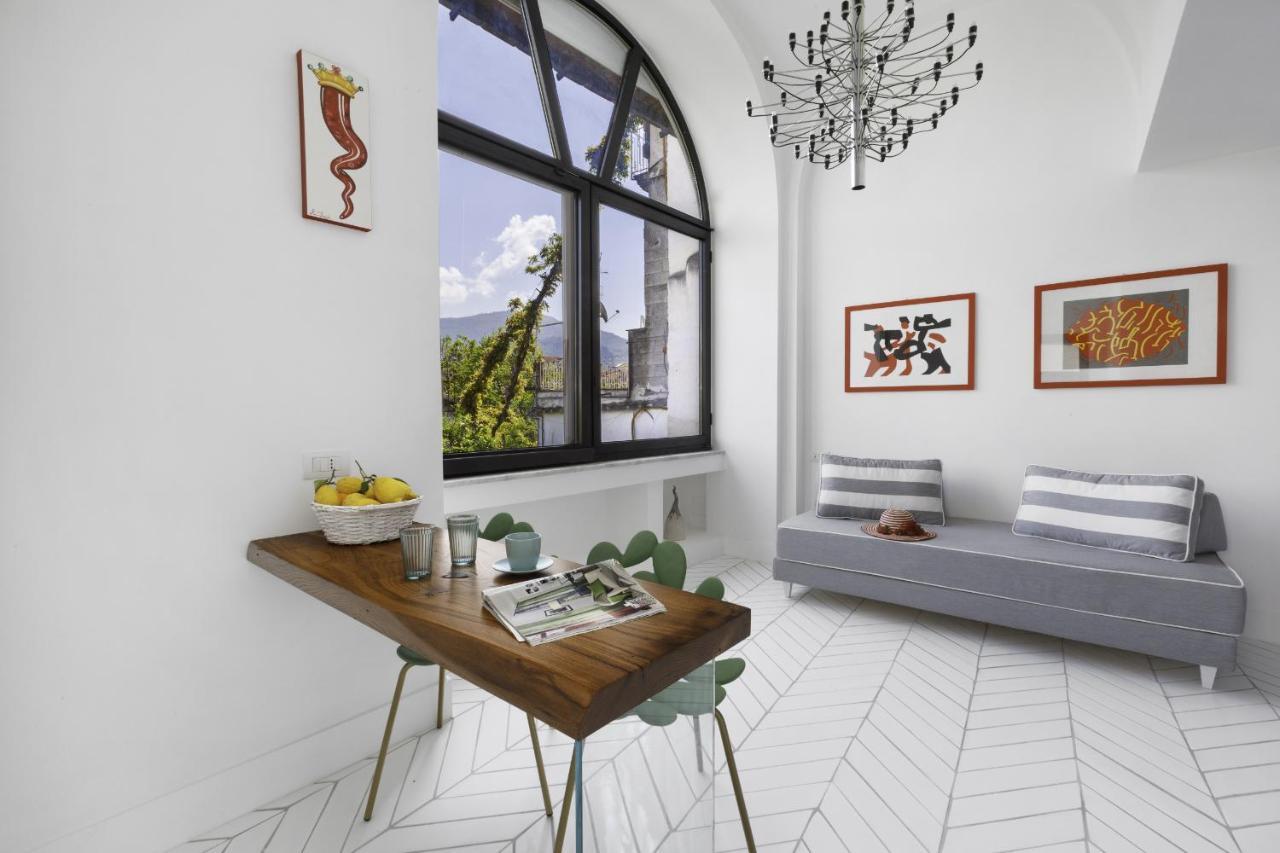 Estate4Home - Iommella Luxury Rooms ซานตาเญลโล ภายนอก รูปภาพ